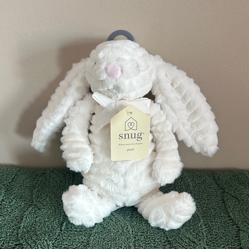 Snug Plush Bunny Ivory Snow White So Soft! NEW!
